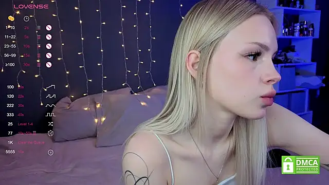 aneta alisha online show from November 17, 1:17 pm