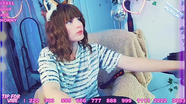 Toxic Ellies online show from December 27, 4:21 pm