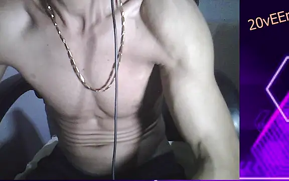 Snapshot of 20vEEr chatting on February 12, 12:48 am 20vEEr online show from February 12, 12:48 am