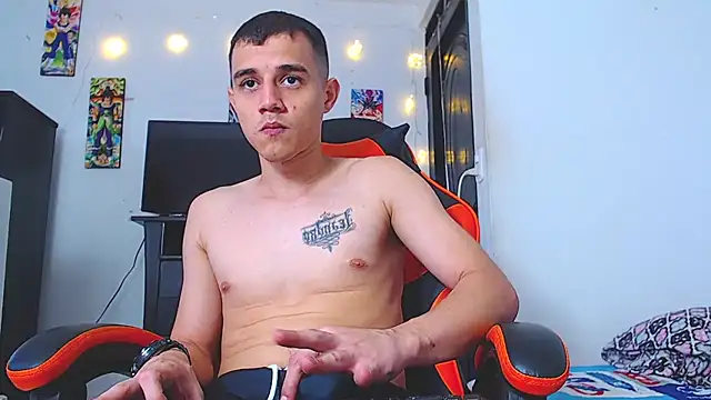 ADAM HOT online show from February 16, 10:50 pm