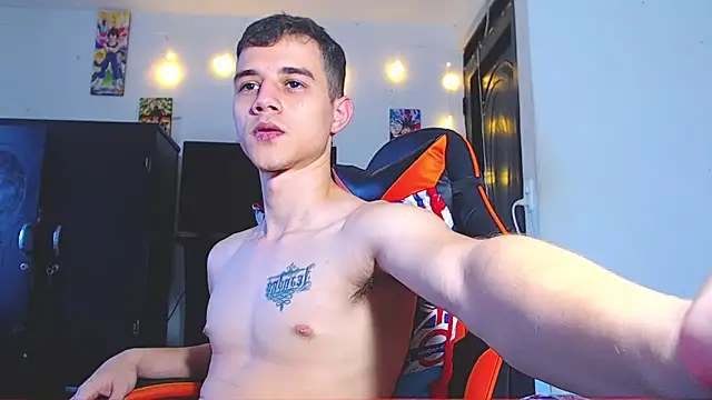 ADAM HOT online show from April 12, 10:48 pm