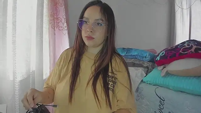 HARLEYNAPIER online show from May 20, 9:43 pm