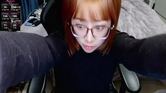 Snapshot of Angelababy001 chatting on January 16, 2:19 pm Angelababy001 online show from January 16, 2:19 pm