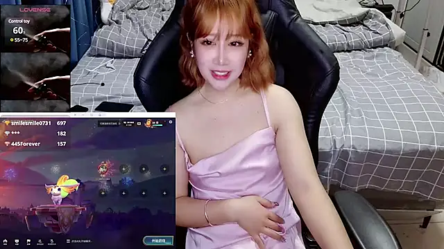 Snapshot of Angelababy001 chatting on February 14, 5:03 pm Angelababy001 online show from February 14, 5:03 pm