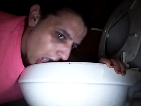 UniqueKorn86 online show from October 9, 7:34 pm