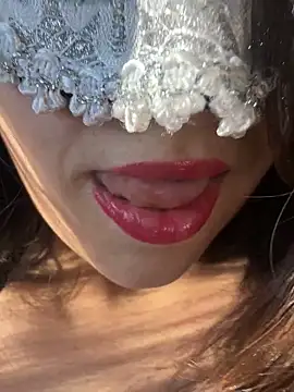 happyandsweet online show from October 1, 3:29 pm