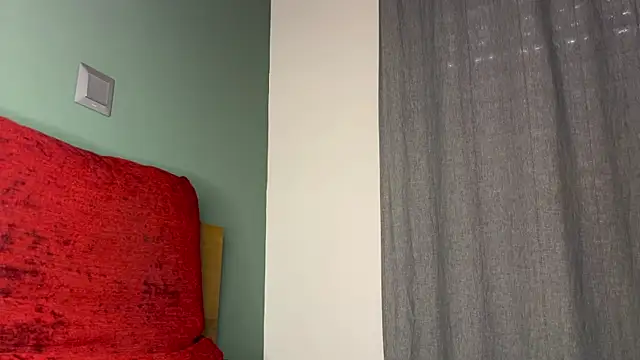 Snapshot of xxSexPrincexx chatting on February 7, 10:40 am xxSexPrincexx online show from February 7, 10:40 am