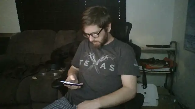 Snapshot of Brobun4fun chatting on October 25, 7:30 pm Brobun4fun online show from October 25, 7:30 pm