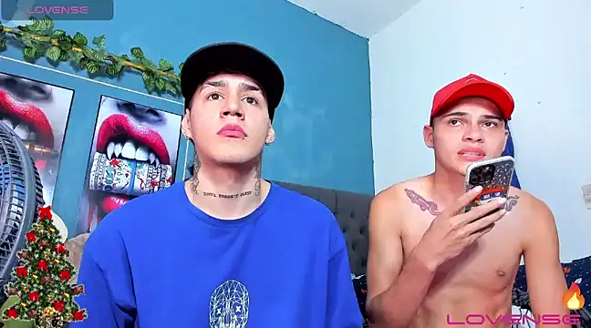 soyander03  online show from December 31, 5:29 pm