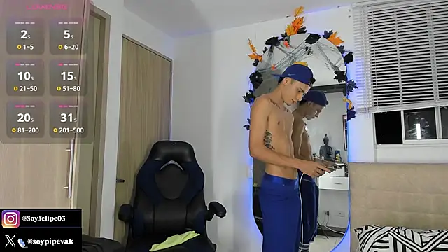 soyander03  online show from October 17, 9:56 am