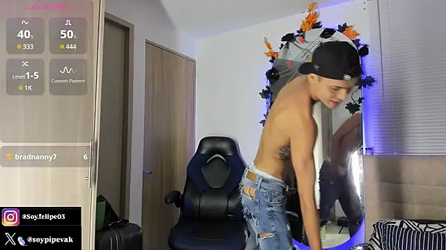 soyander03  online show from October 24, 9:38 am