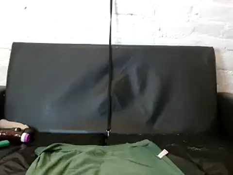 Hot-Assy online show from March 15, 7:16 pm