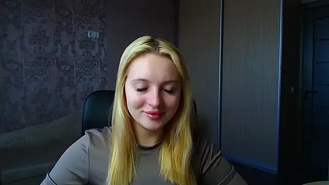 Milka kiss  online show from February 2, 11:09 am