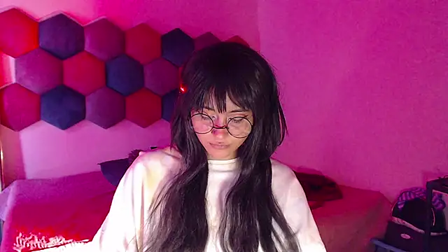 Snapshot of liz-beths chatting on February 28, 5:15 pm liz-beths online show from February 28, 5:15 pm