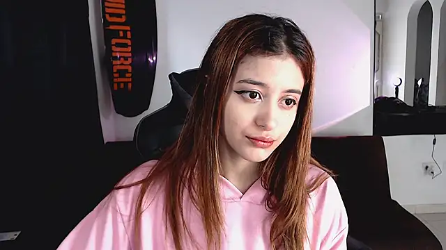 Snapshot of liz-beths chatting on October 27, 7:51 pm liz-beths online show from October 27, 7:51 pm