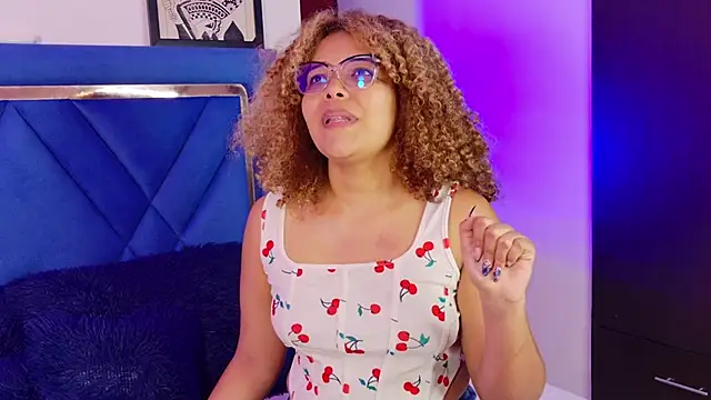 NiaColusi online show from February 13, 2:46 pm