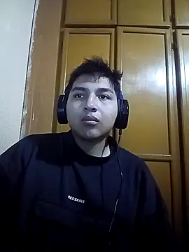 LoganFinds online show from November 6, 11:15 pm