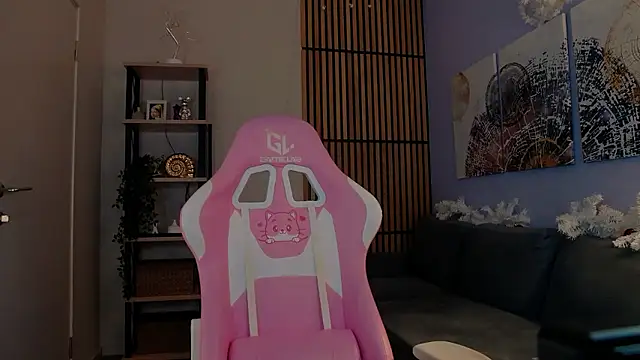 ManuTaya online show from January 6, 4:11 pm