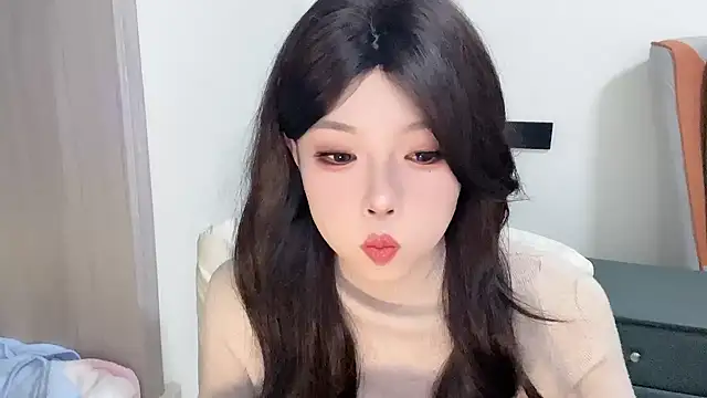 Q-ing online show from February 11, 1:09 pm