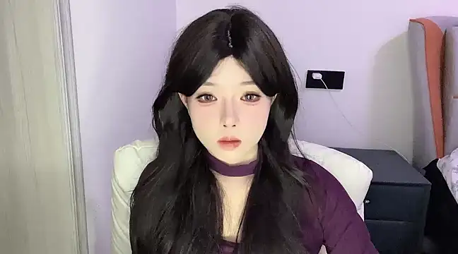 Q-ing online show from March 6, 10:41 am