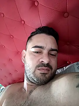 Snapshot of diegolebu chatting on October 4, 12:36 pm diegolebu online show from October 4, 12:36 pm