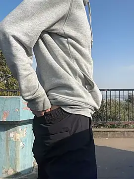 takuyapp online show from January 19, 4:27 am