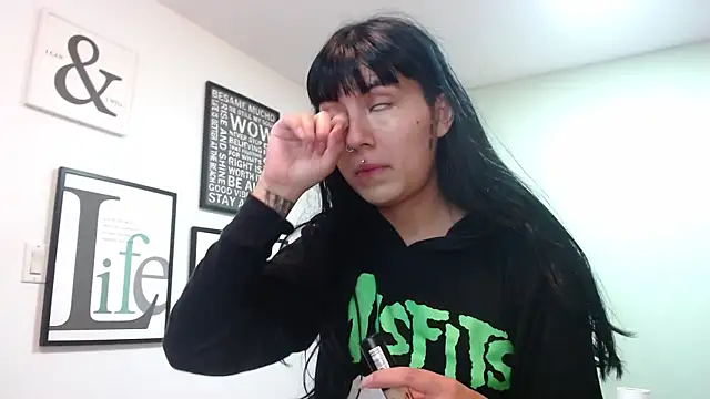 Snapshot of amy_adams1 chatting on March 20, 4:29 am amy adams1 online show from March 20, 4:29 am