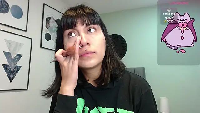 Snapshot of amy_adams1 chatting on November 26, 4:35 am amy adams1 online show from November 26, 4:35 am