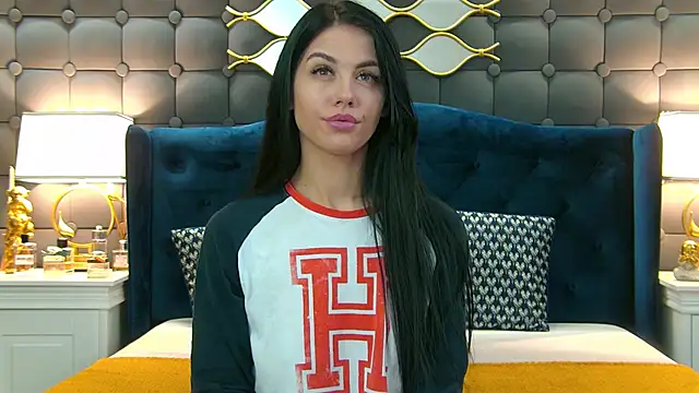 LeyaCass online show from January 10, 5:47 am