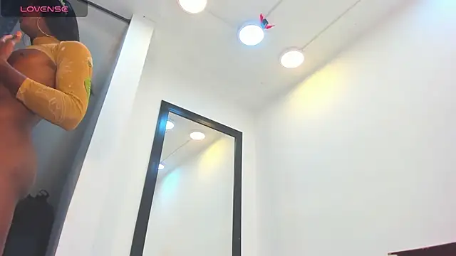 vera candella online show from March 13, 10:33 am