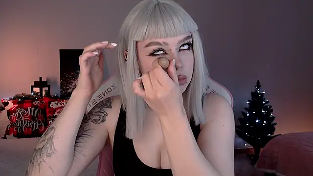 Snapshot of meowceline chatting on November 24, 7:30 am meowceline online show from November 24, 7:30 am