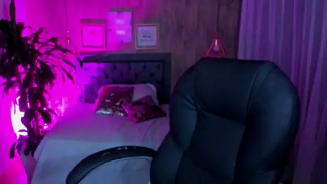 Snapshot of Xisu_ chatting on December 19, 4:13 am Xisu online show from December 19, 4:13 am