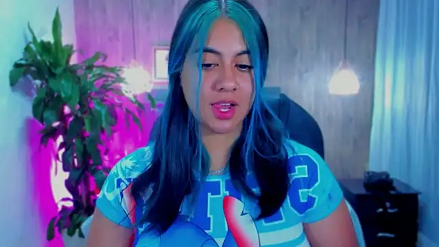 Snapshot of Xisu_ chatting on December 19, 10:24 am Xisu online show from December 19, 10:24 am