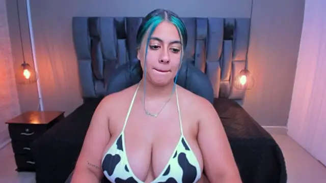 Snapshot of Xisu_ chatting on December 22, 12:17 am Xisu online show from December 22, 12:17 am