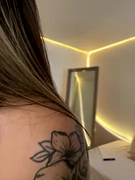 Snapshot of AmmyCollinsW chatting on November 26, 8:32 pm AmmyCollinsW online show from November 26, 8:32 pm