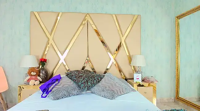 NicoleEsposito online show from February 12, 1:41 am