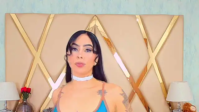 NicoleEsposito online show from February 13, 5:44 pm