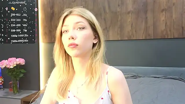 Rainaslater online show from February 19, 7:38 pm