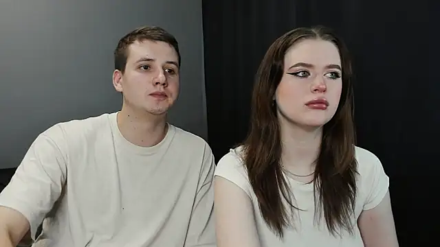 Snapshot of Pinku_kitsune chatting on March 7, 10:35 am Pinku kitsune online show from March 7, 10:35 am