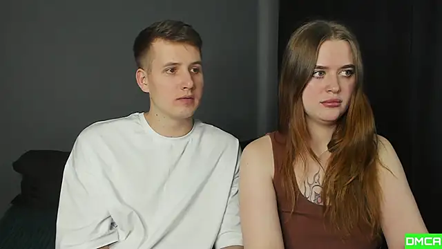 Pinku kitsune online show from November 13, 7:29 am