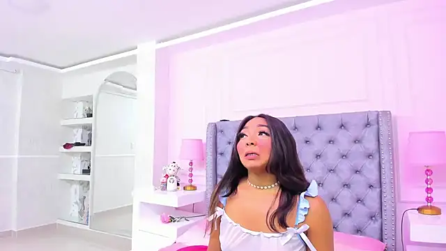 HaileeRoberts online show from September 19, 12:39 pm