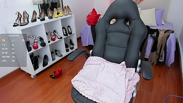 Victoria collins 1 online show from January 29, 5:56 pm