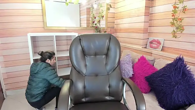 Victoria collins 1 online show from March 28, 10:48 am