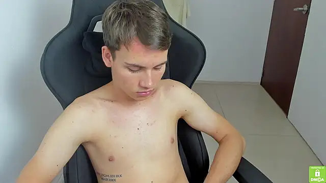 Snapshot of jackson_millers chatting on February 27, 8:06 am jackson millers online show from February 27, 8:06 am