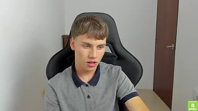 Snapshot of jackson_millers chatting on March 12, 2:09 am jackson millers online show from March 12, 2:09 am