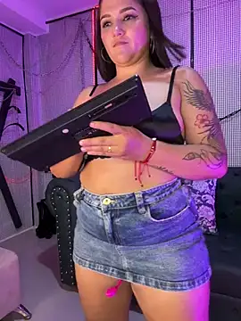 Snapshot of yey_bdsm chatting on February 23, 2:51 am yey bdsm online show from February 23, 2:51 am