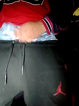 rodrig6987 1 online show from September 18, 3:19 am