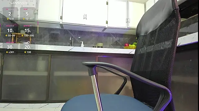 antony bigdick  online show from December 19, 1:23 am