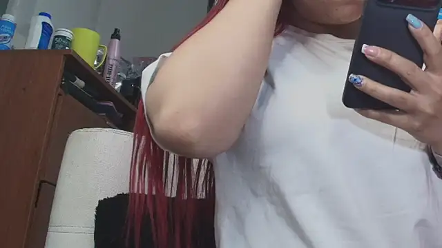 Snapshot of Maylin_2024 chatting on November 26, 12:44 am Maylin 2024 online show from November 26, 12:44 am