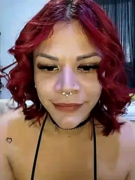 IamAlana  online show from December 19, 5:40 pm